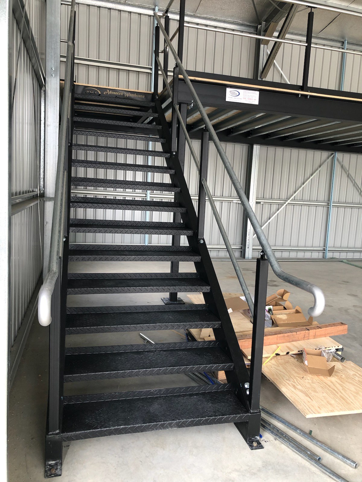 gold-coast-workshop-project-image-mezzanine-stairs